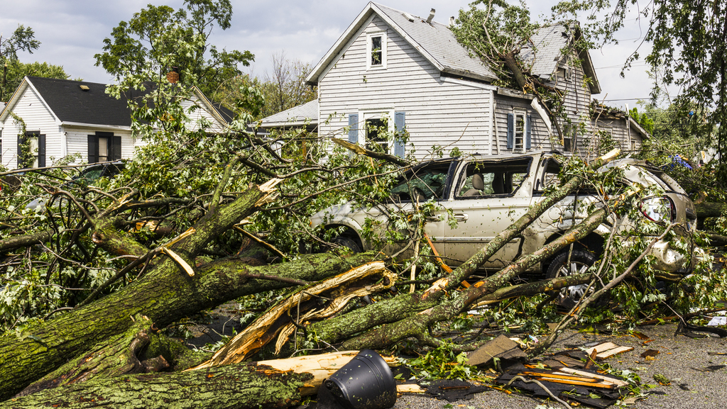 When Do You Need To Hire An Insurance Public Adjuster For Your Hurricane Damage Claims